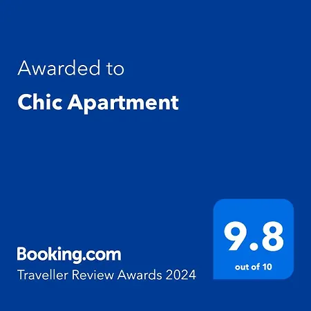 Chic Apartment *